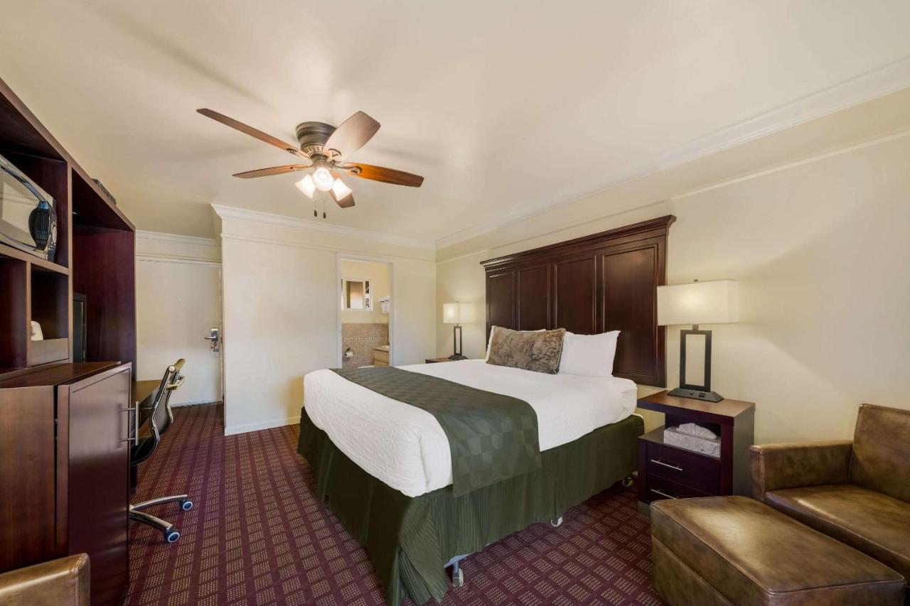 Clarion Collection Carmel Oaks Inn Eksteriør bilde