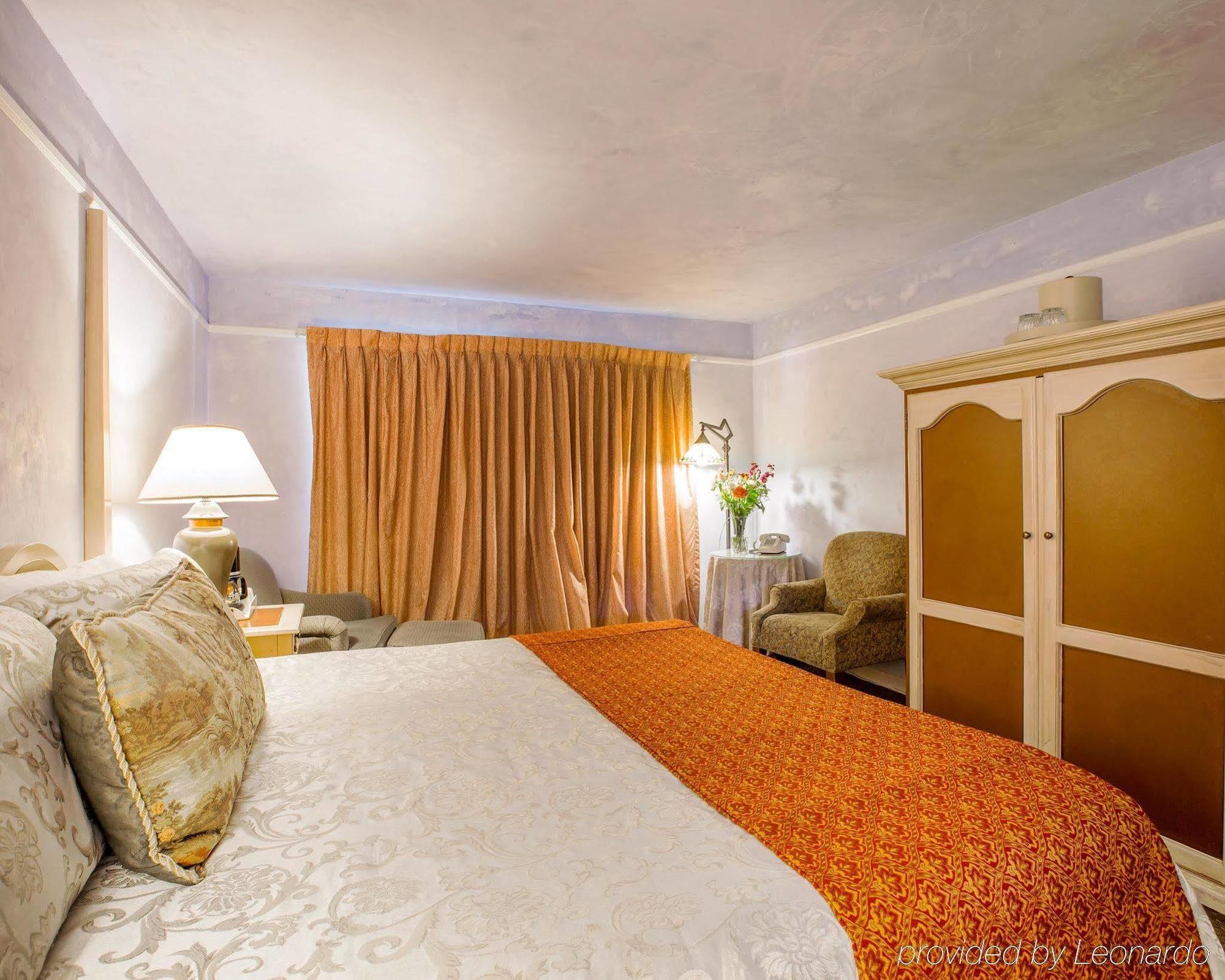 Clarion Collection Carmel Oaks Inn Eksteriør bilde