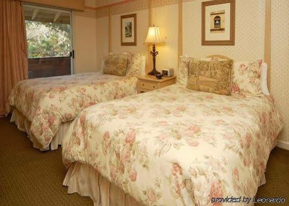 Clarion Collection Carmel Oaks Inn Eksteriør bilde
